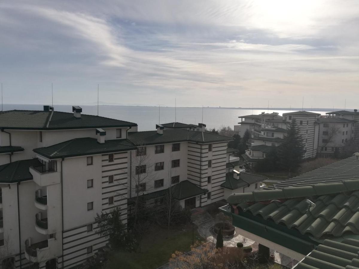 Спа Апартаменти За Гости Затворен Комплекс Емералд Rawda Exterior foto