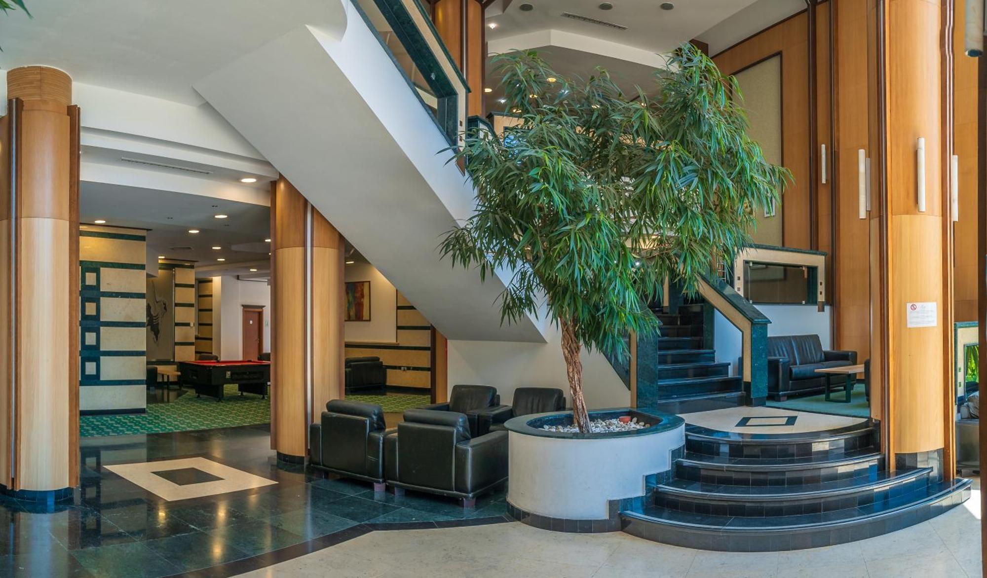 Спа Апартаменти За Гости Затворен Комплекс Емералд Rawda Exterior foto